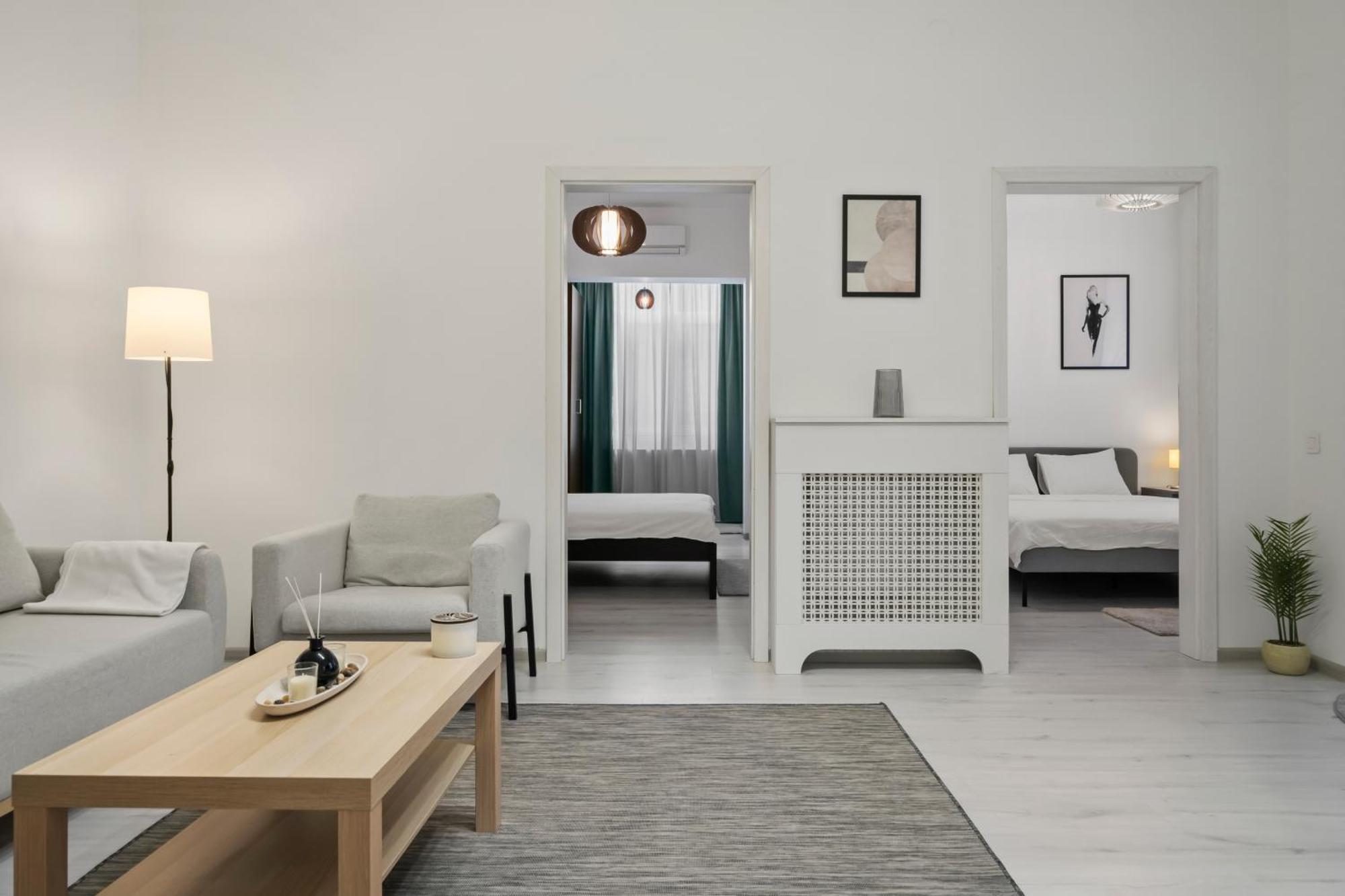 Scandinav 2bdr Piata Romana Bucureşti